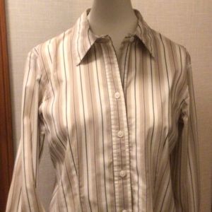 Women’s Gap Shirt Size Medium stripes with floral accents on collar & cuffs.